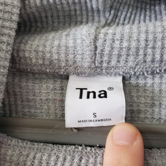 Aritzia TNA Waffle Knit Cowl Thermal Relaxed Lounge Top S - Picture 6 of 8